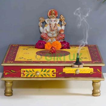 Asan, Chowki & Decorations