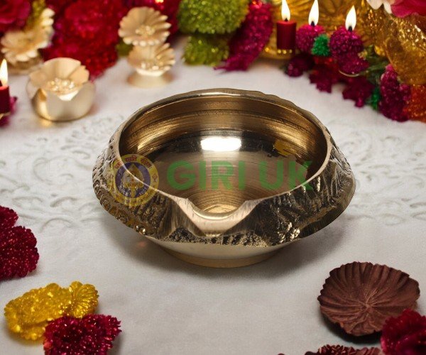 Kubera Vilakku (Deepam) – Brass