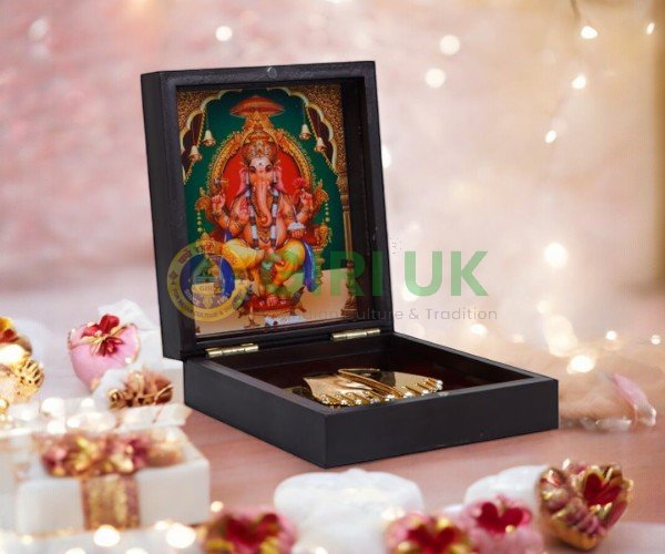 Ganesha with Sri Padam Pooja Box