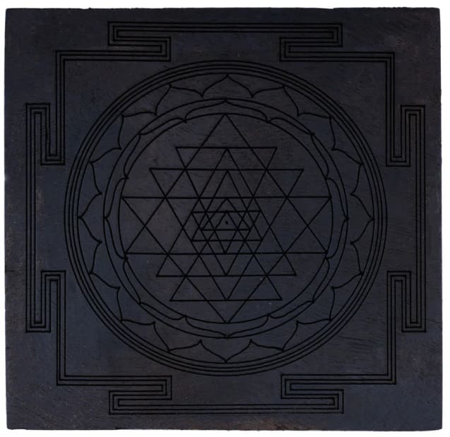 Shri Yantra - Karungali - 3x3 Inch - 70 Gms