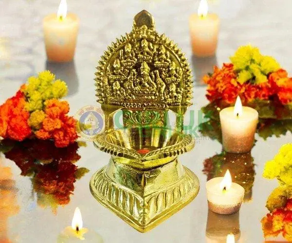 Sri Maha Lakshmi Vilakku - Gold Finish